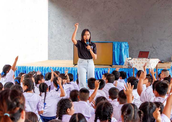 Learn with Worldwide Veterinary Service Learn with Worldwide Veterinary Service